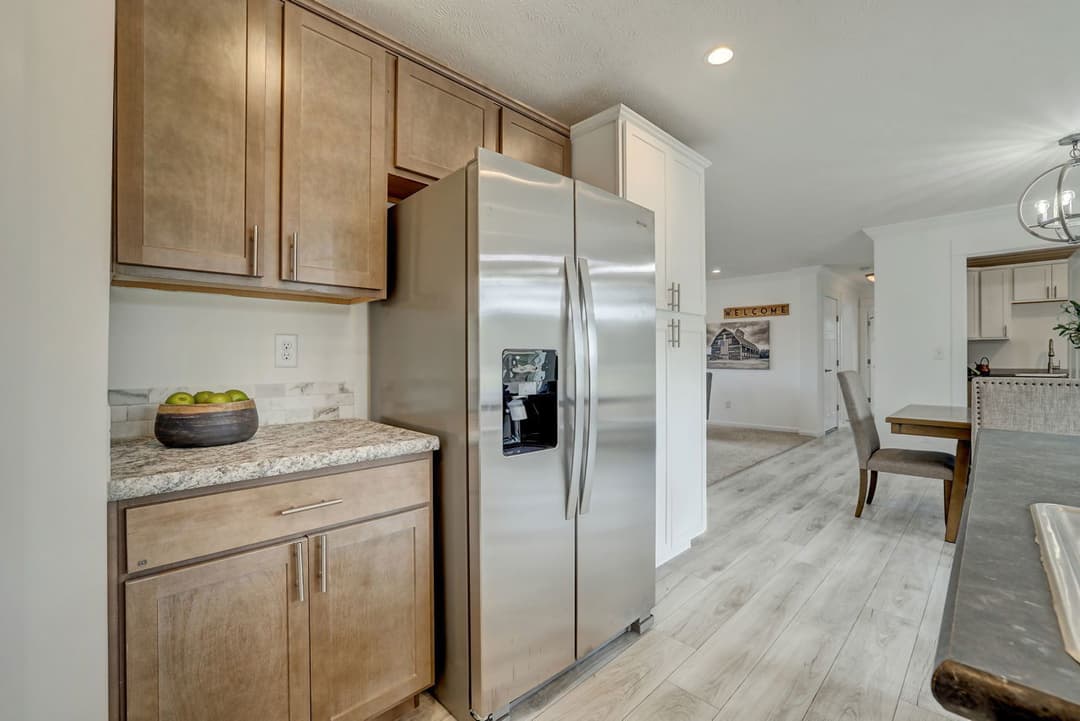 Tillery iii 3260-01 kitchen home features