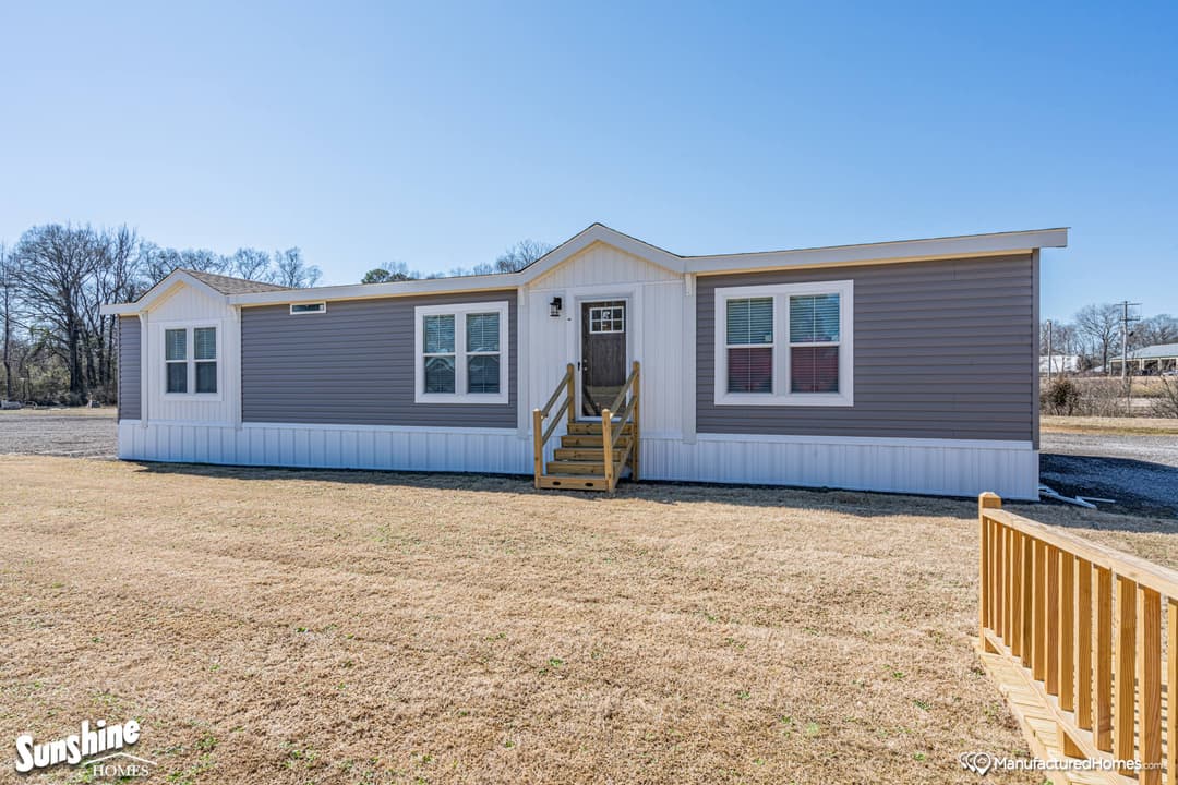 Pri3264-500 hero, elevation, and exterior home features