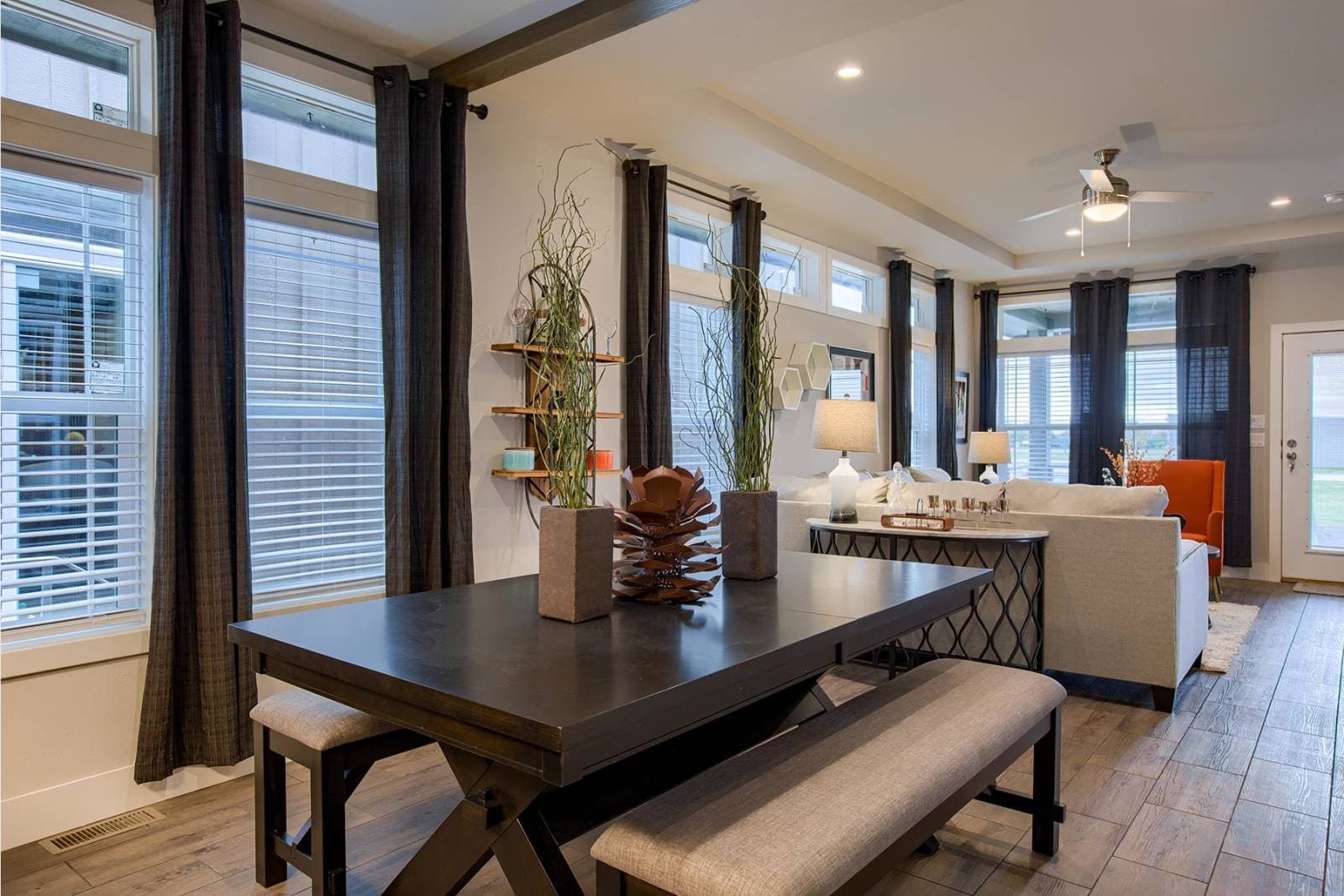 Pika scc643 interior home features