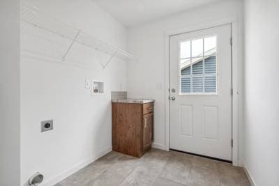 Ne-613 interior home features