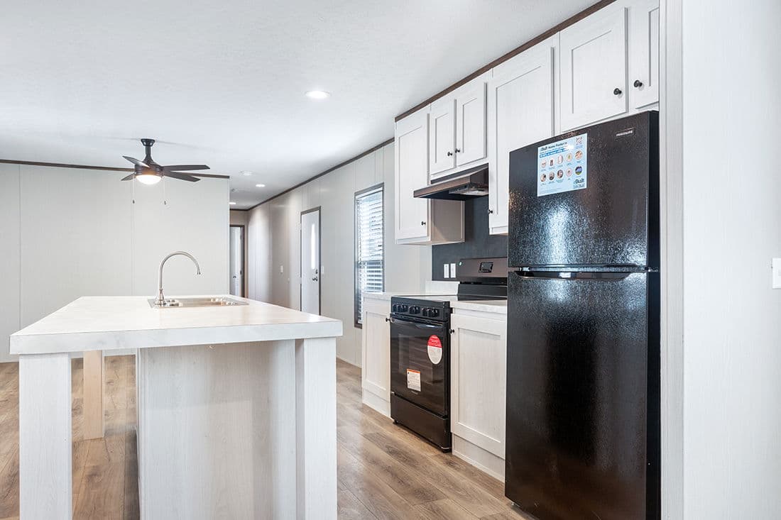 Select 16723b kitchen home features