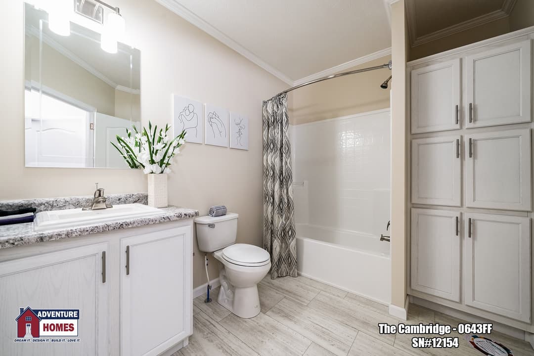 Cambridge | 0643ff bathroom home features