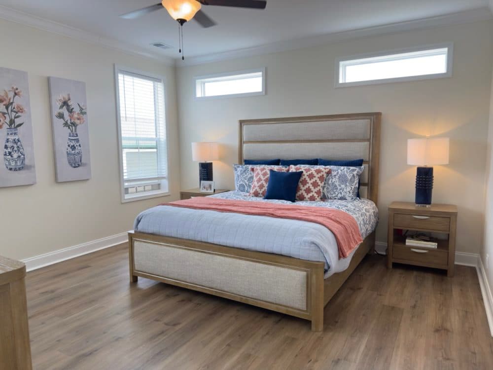 The riverwalk bedroom home features