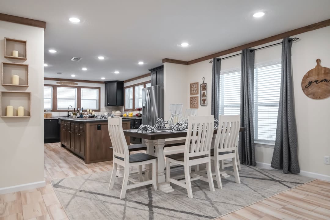 Kb-3249 gemstone interior home features