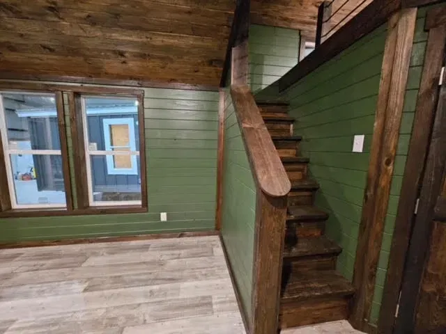 Meadowbrook| 4b 130 interior home features