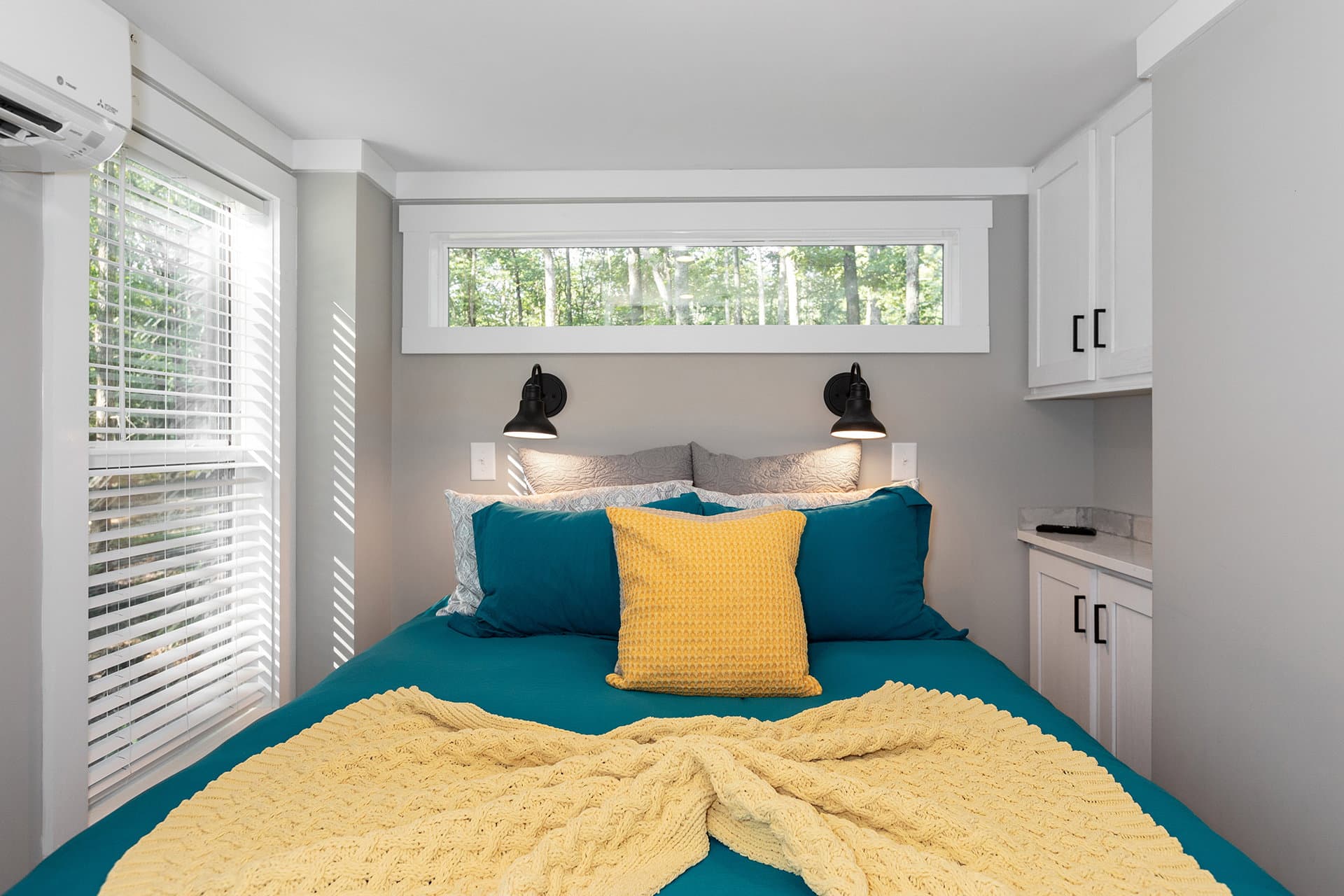 Desoto bedroom home features
