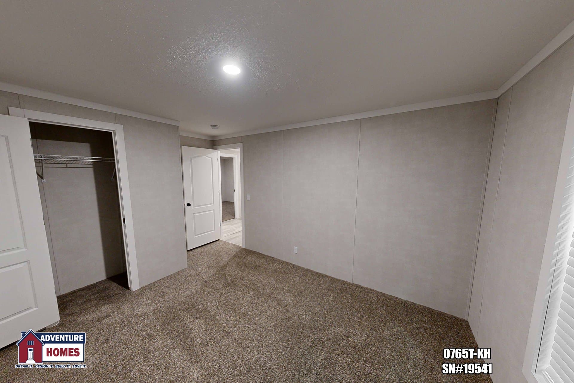 0765t-kh bedroom home features