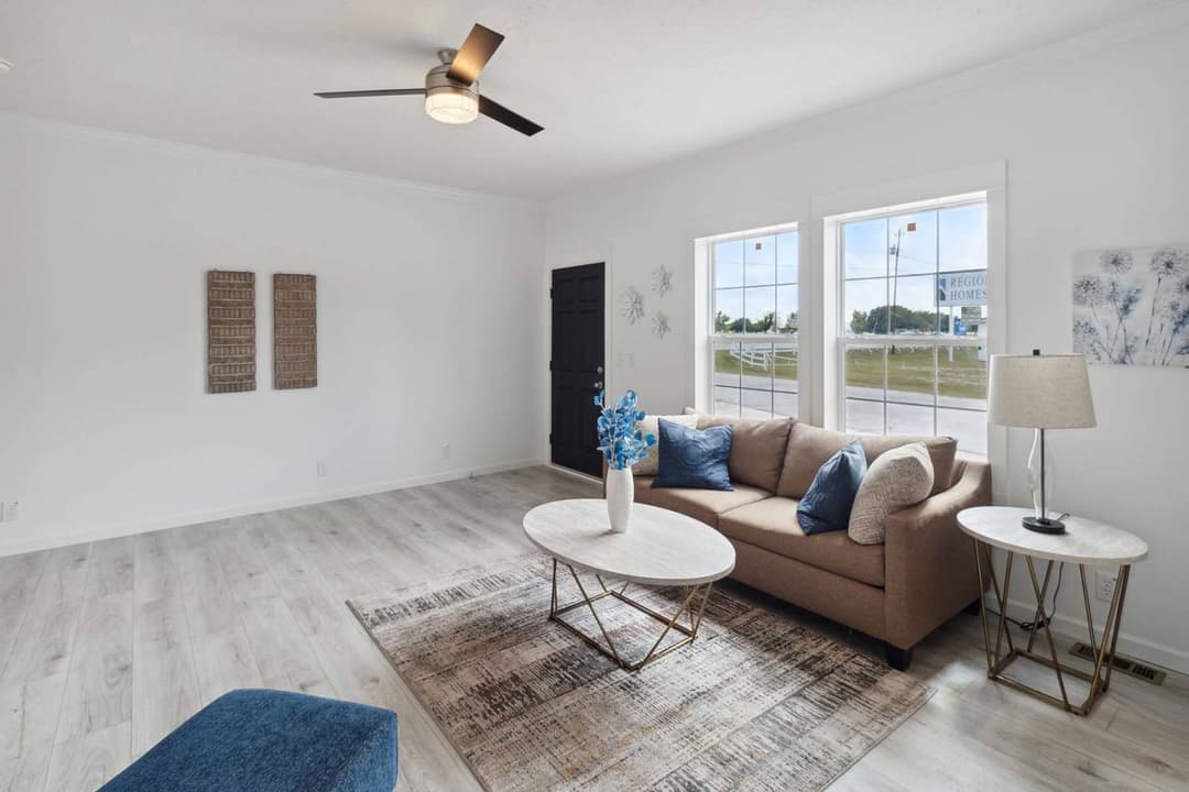 Ironclad 3276-21 interior home features