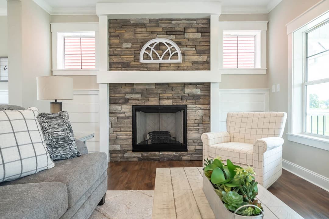 Farmhouse i two story interior home features