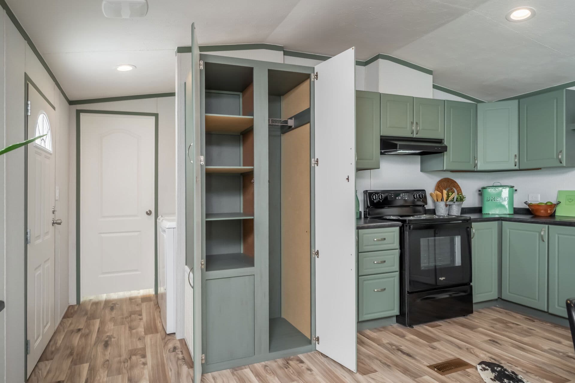 Singlewide s-16×64-32c shed kitchen home features