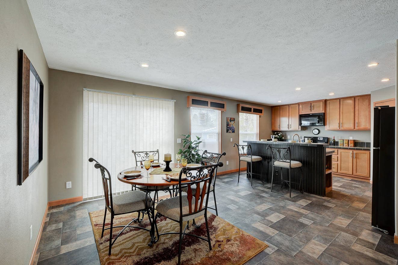 The danbury 184001 interior home features