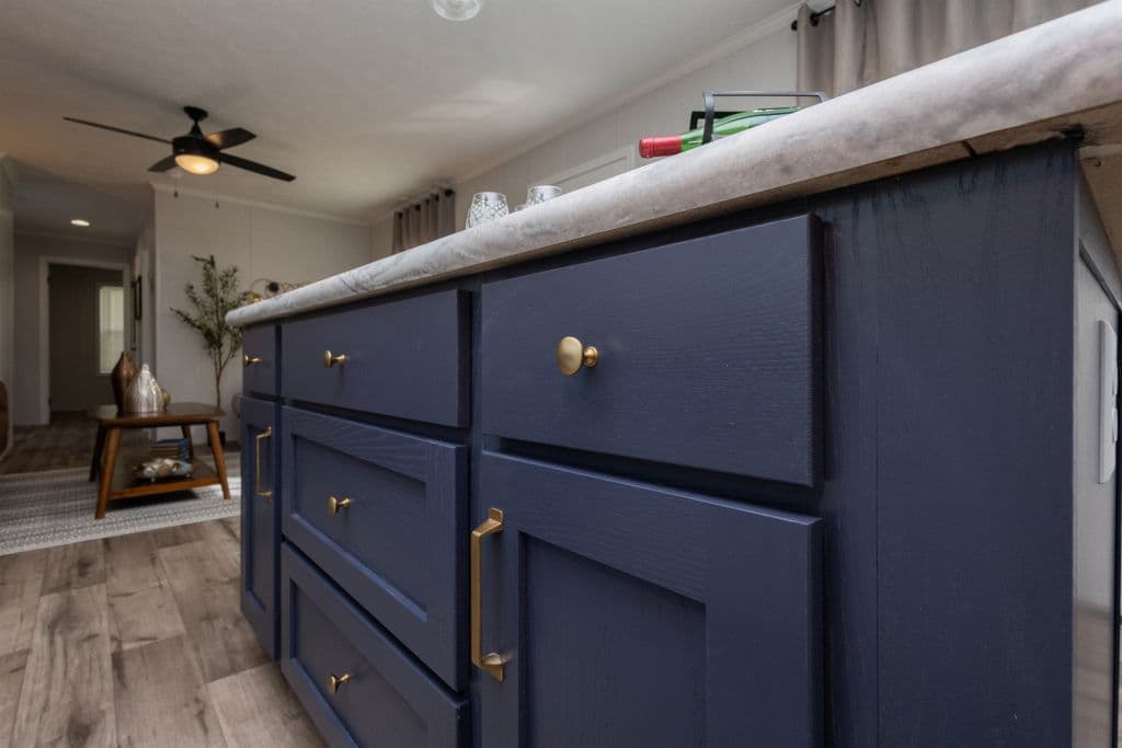 Astro creations singlewide 1a2081-p kitchen home features