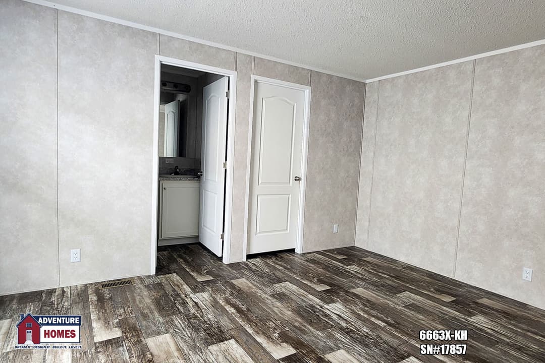 6663x-kh bedroom home features