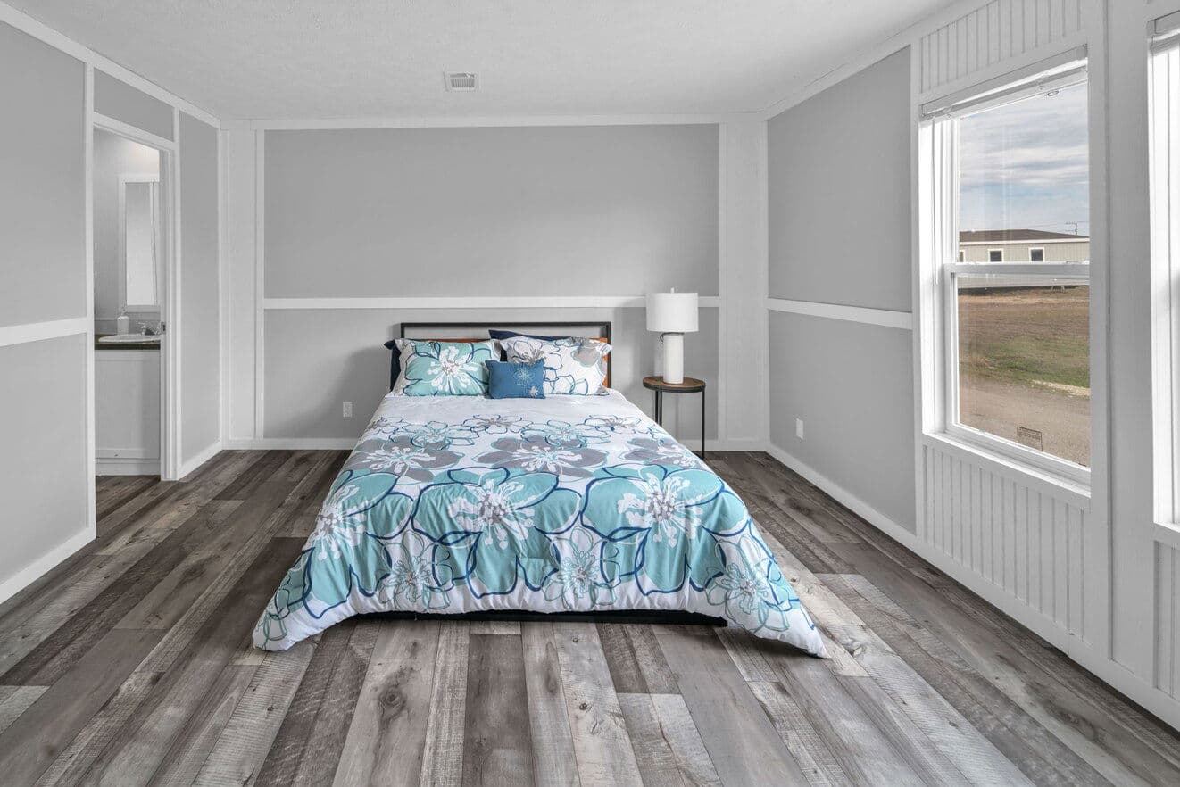 Alamo lite 28724t interior and bathroom home features