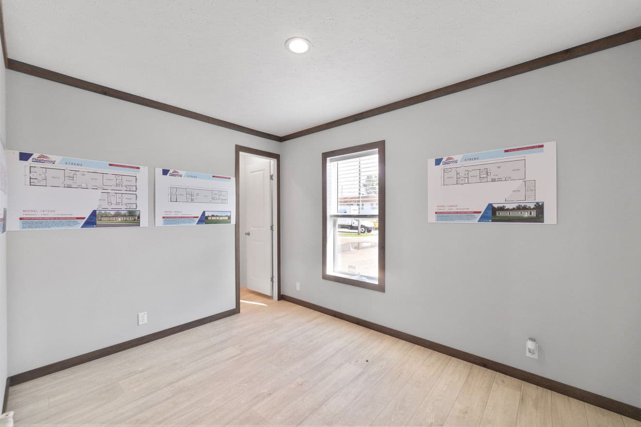 Pioneer 16763k bedroom home features