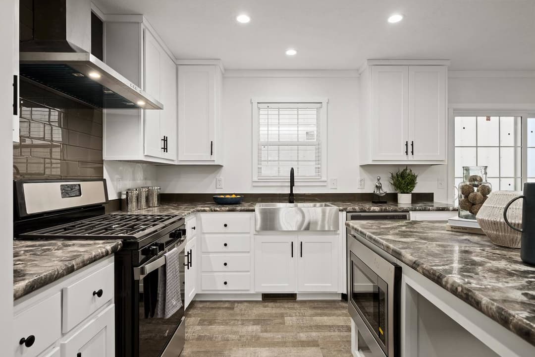 Aspire kitchen home features