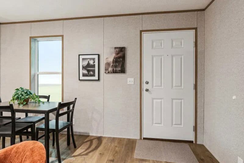 Pike interior home features