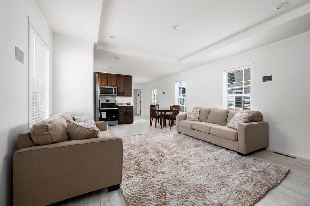 Invite max interior home features