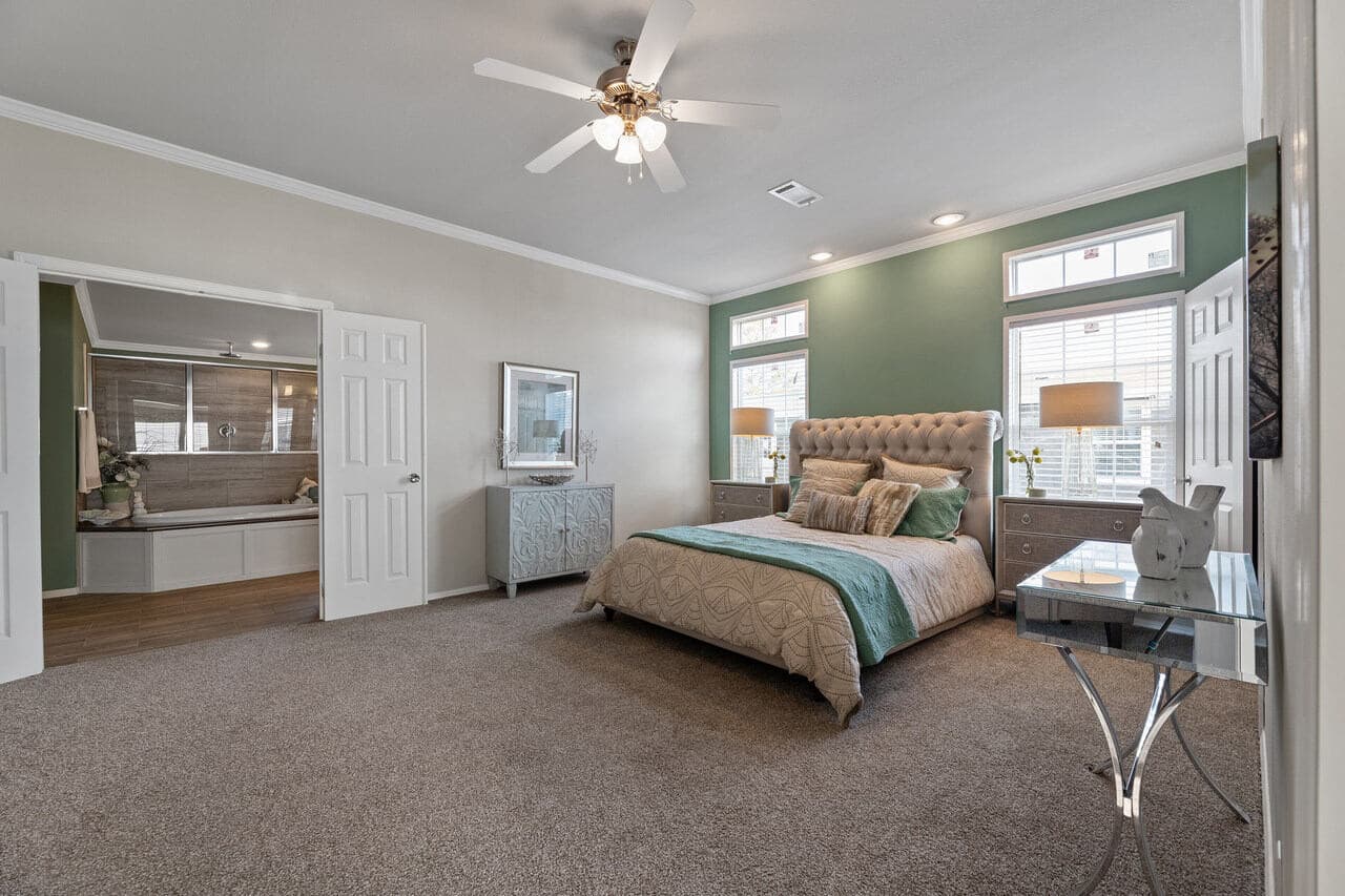 Hacienda iii 41764a bedroom home features