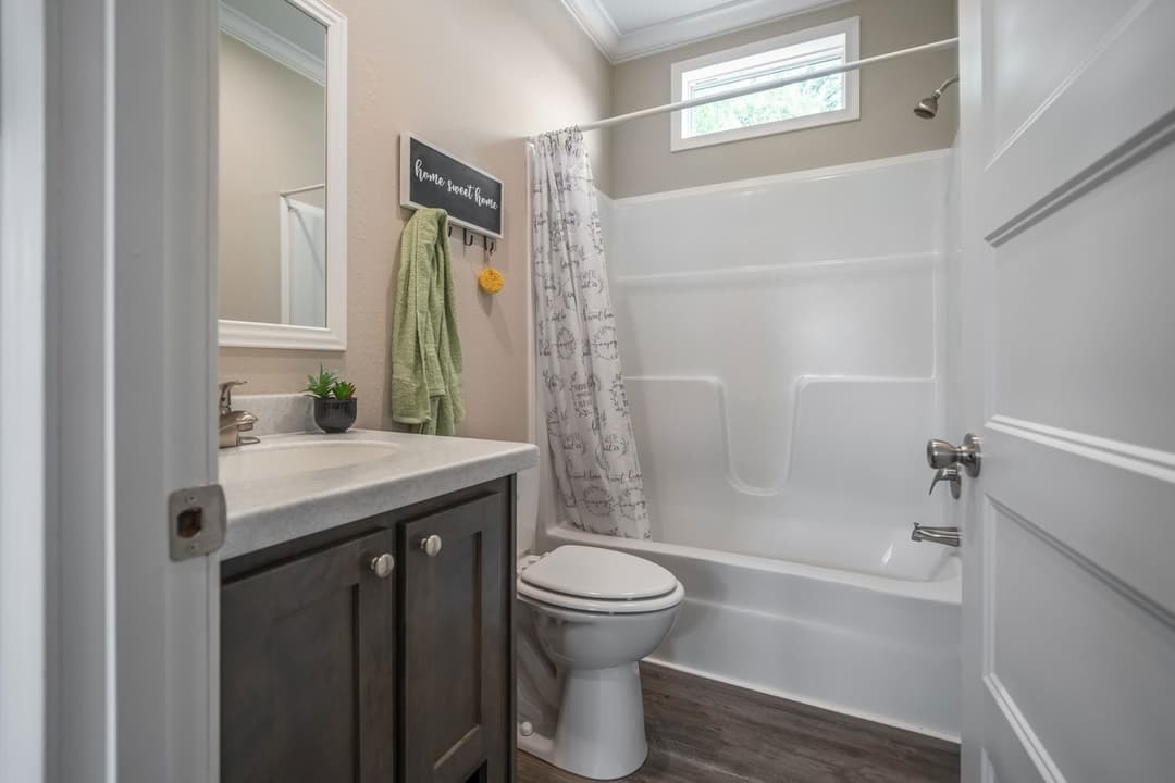 The chariot 24442a bathroom home features