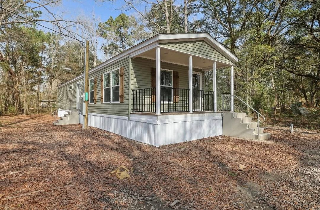 The simon exterior and hero home features