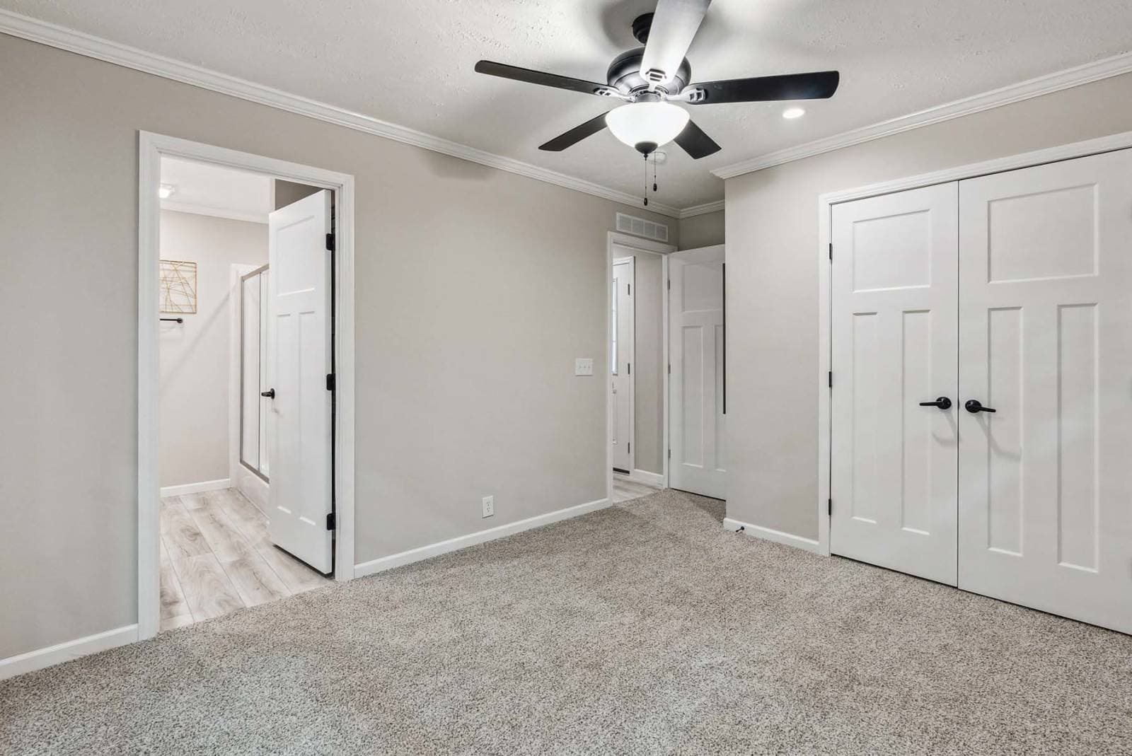 Bay springs c804 bedroom home features