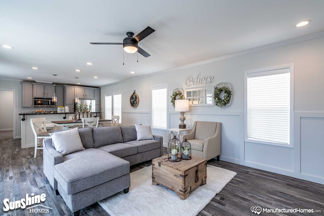 Pri1684-1021 interior home features