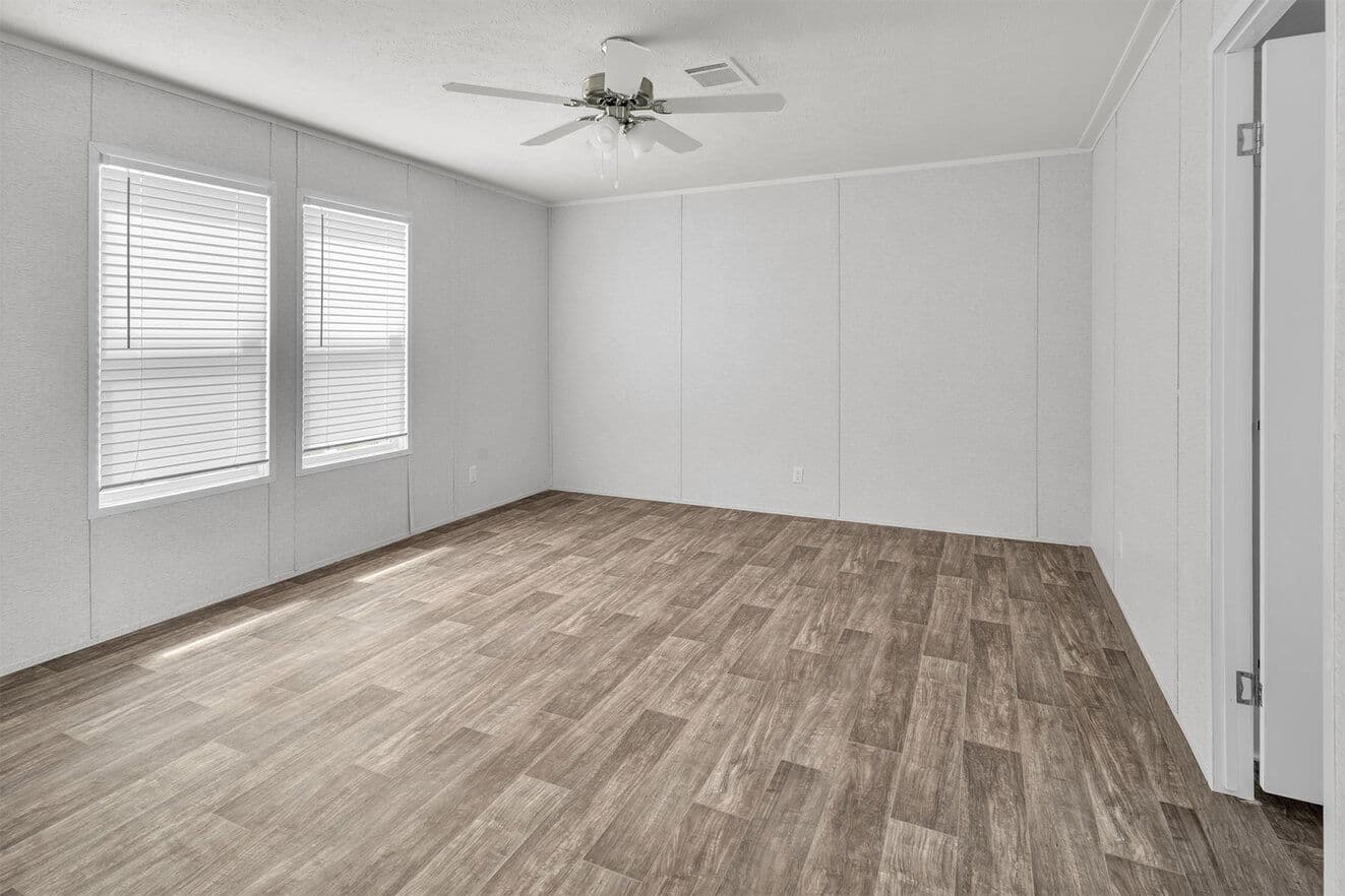 Valu maxx 28563m interior home features