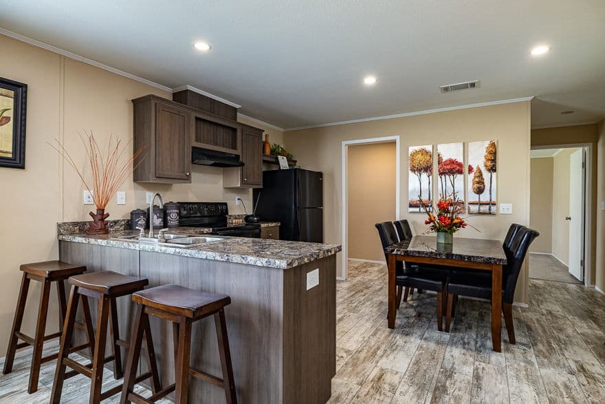 Miccosukee kitchen home features