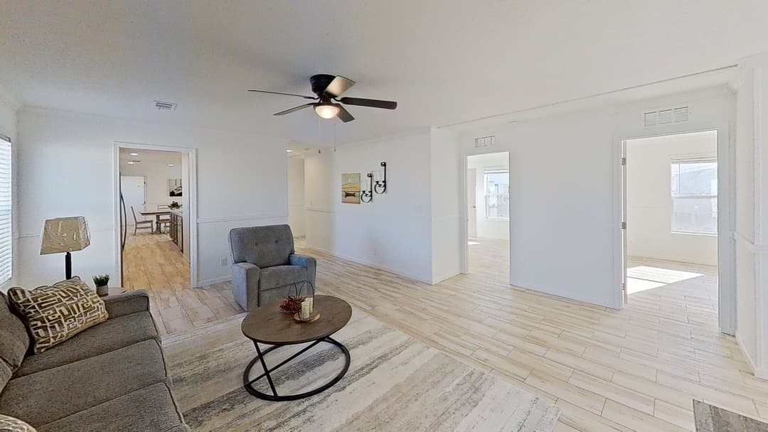 Tortuga interior home features