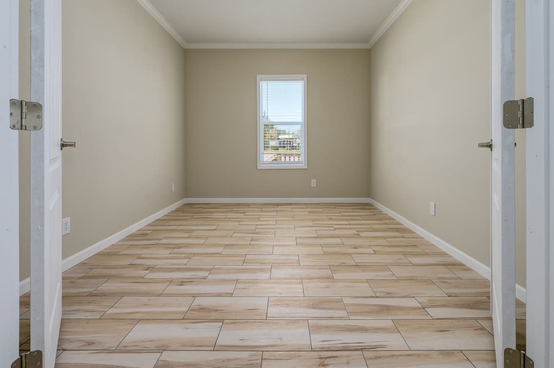 Serenity bedroom home features