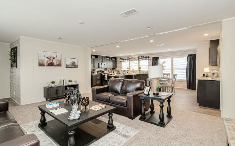 Bandera 3356 interior home features