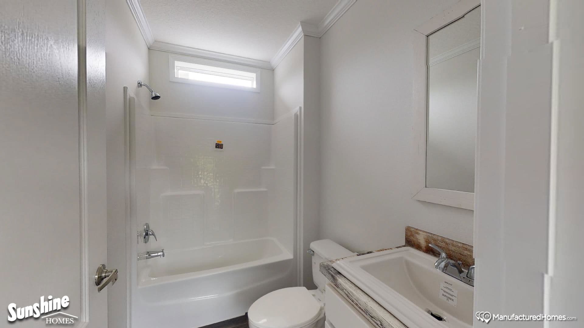 Pri1670-1005 bathroom home features