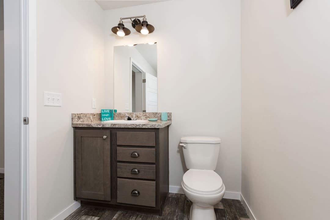 Spring meadow bathroom home features