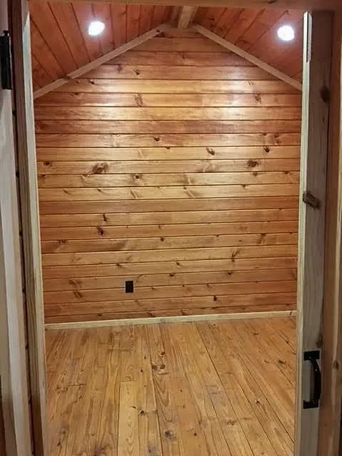 Happy trails | 4b 110 interior home features