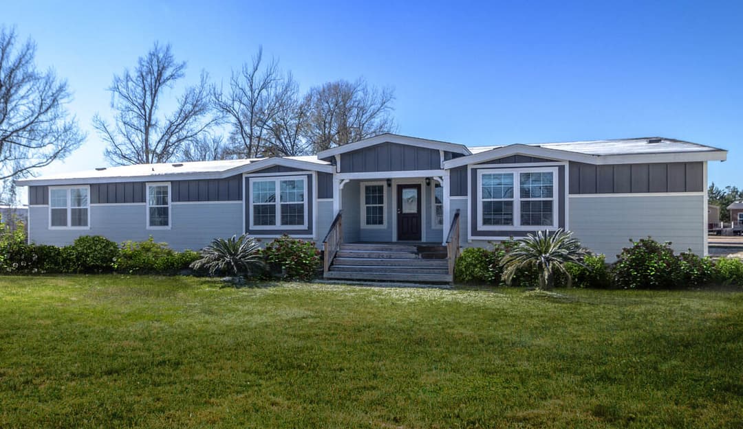 Hacienda iii 41764a elevation and exterior home features