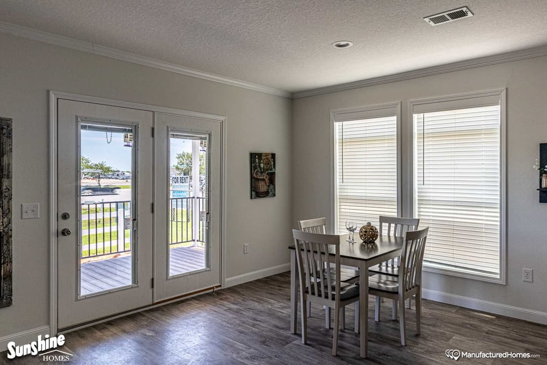 Pri3260-2028 interior home features