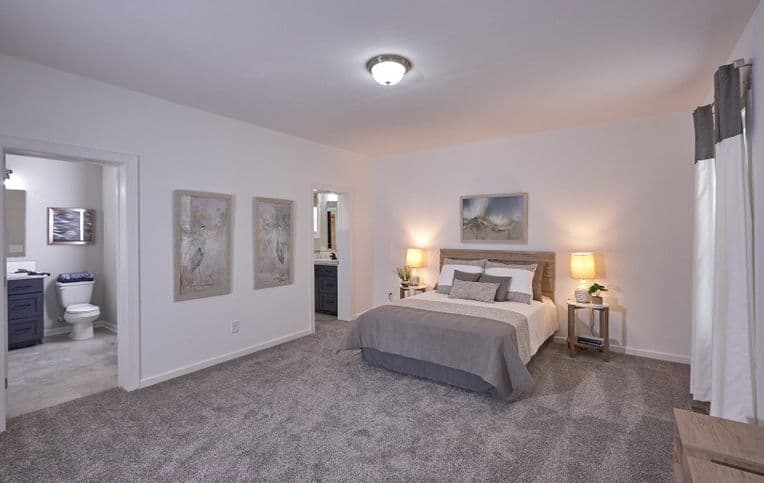 Elite 2.2 32763c bedroom home features