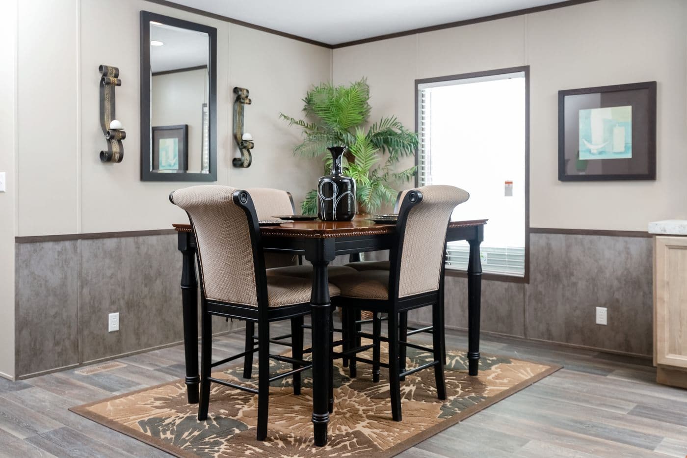 Pt 78 interior home features