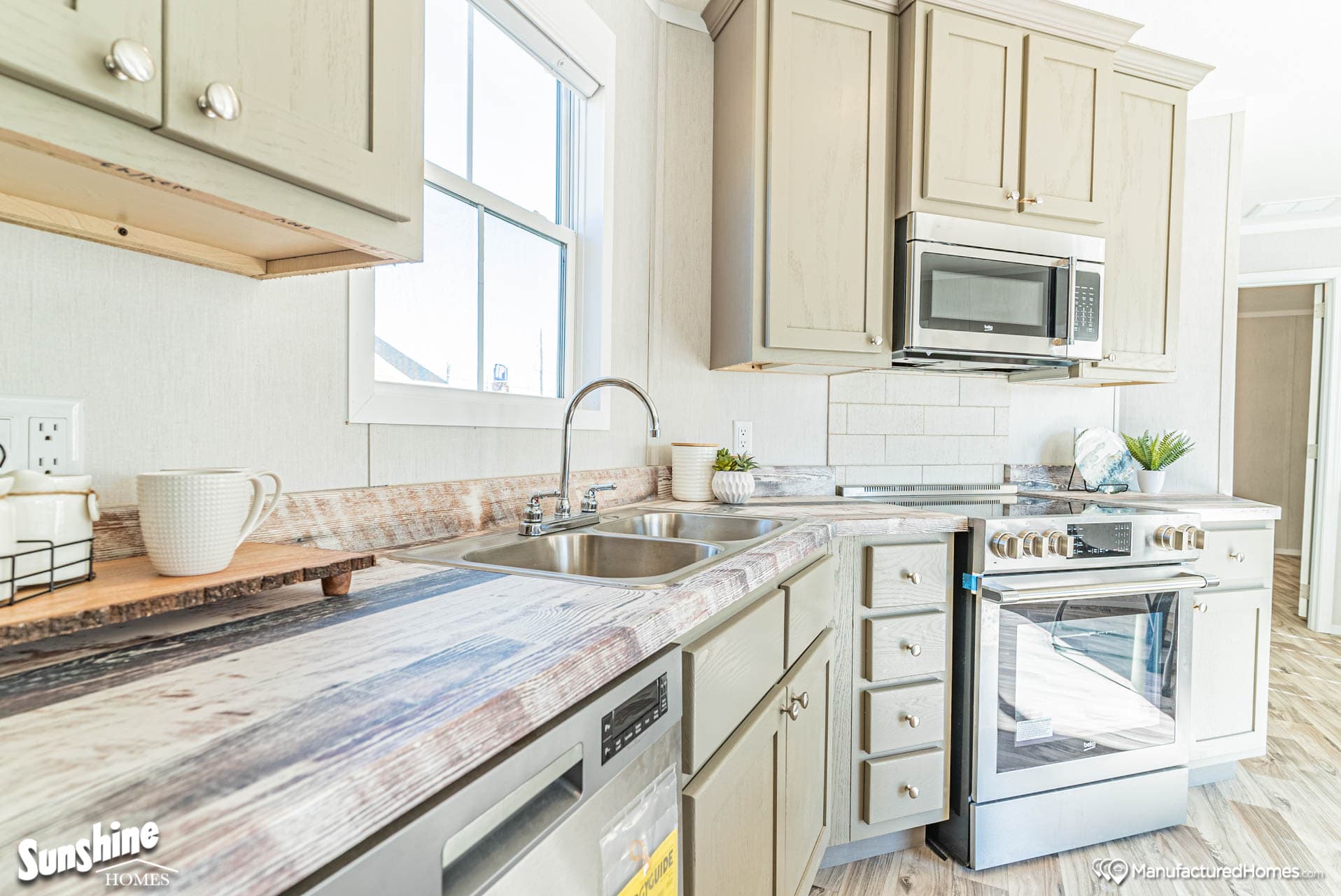 Arc1680-8004 kitchen home features