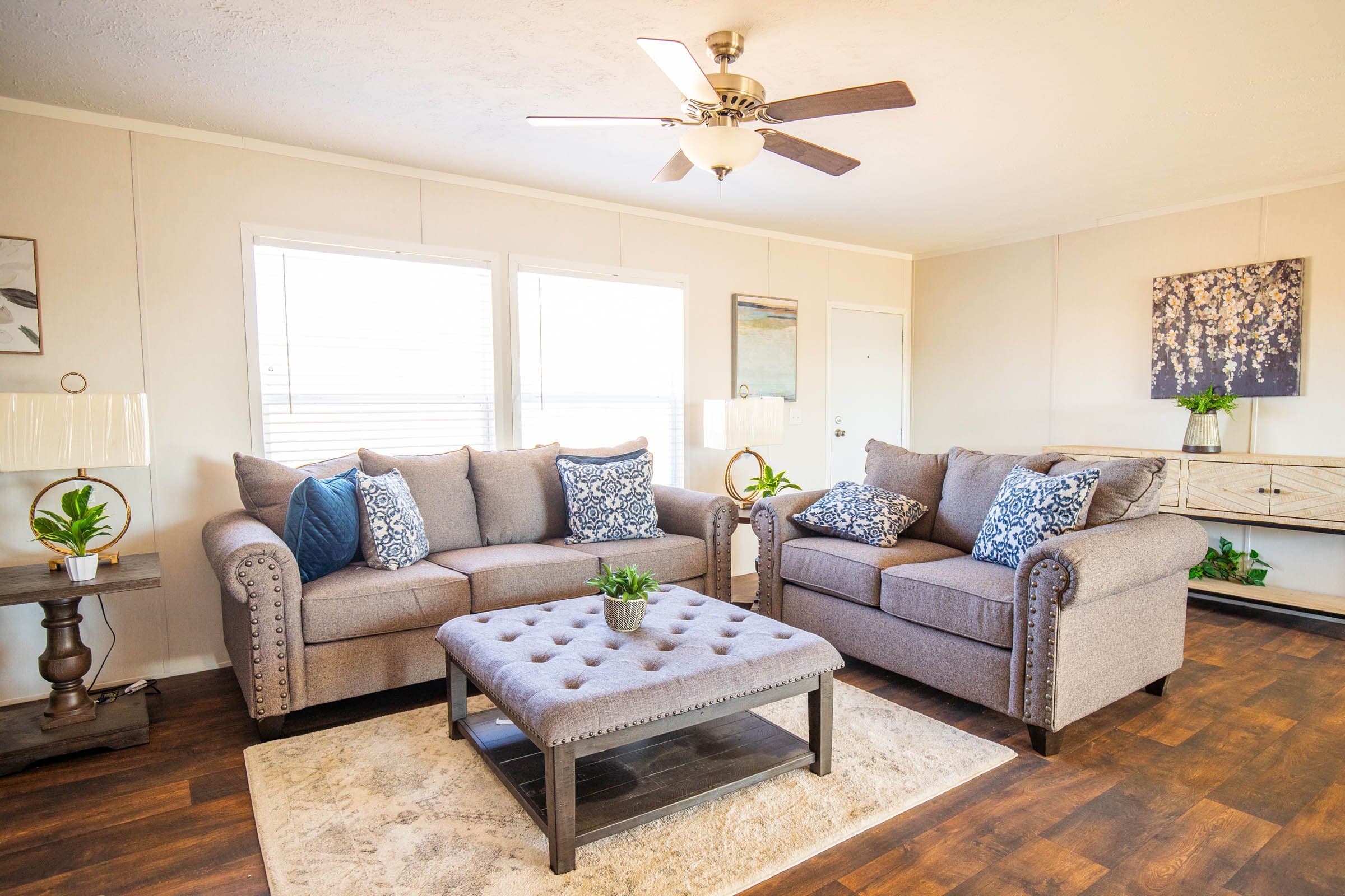 Scout interior home features