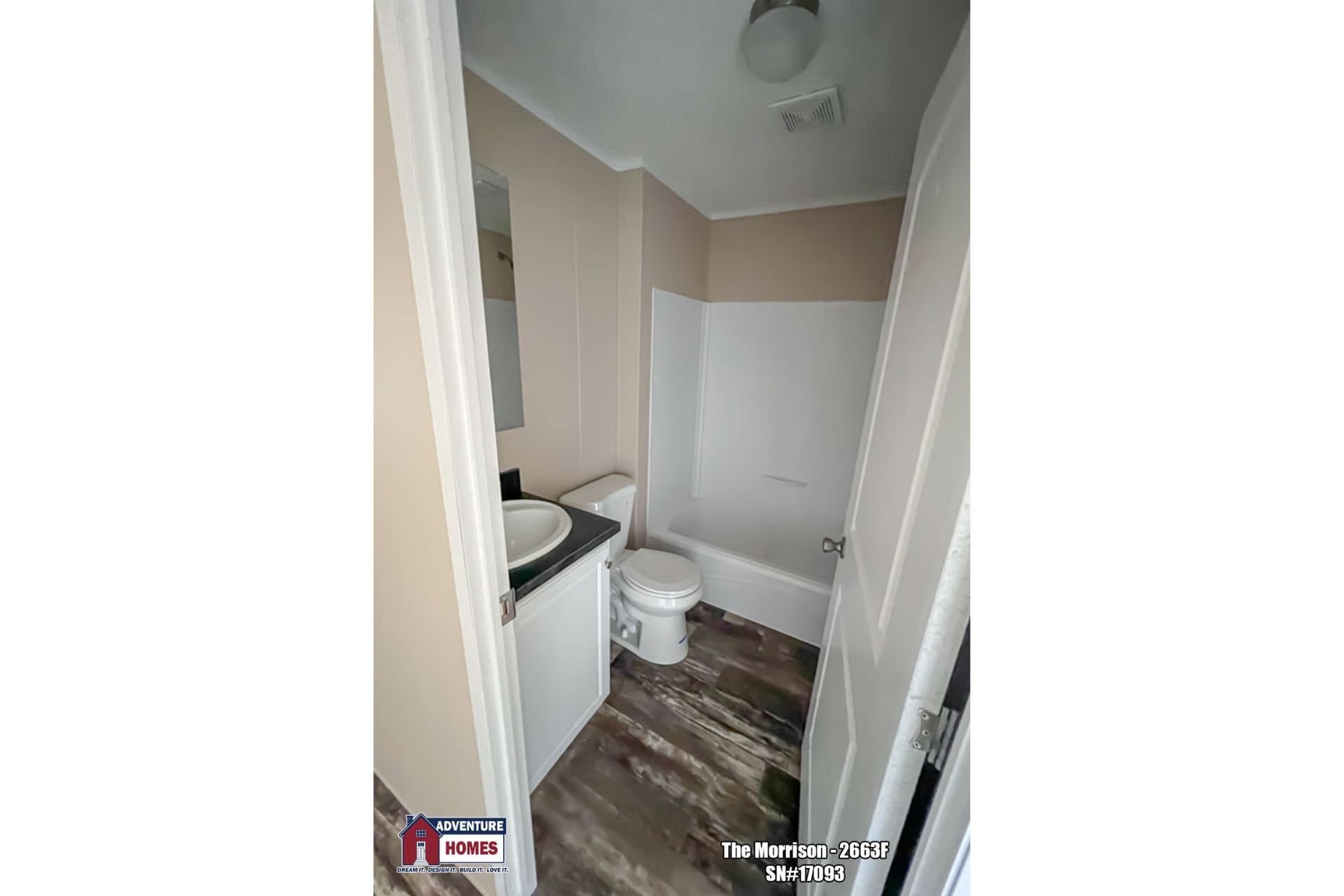 Morrison | 2663f bathroom home features