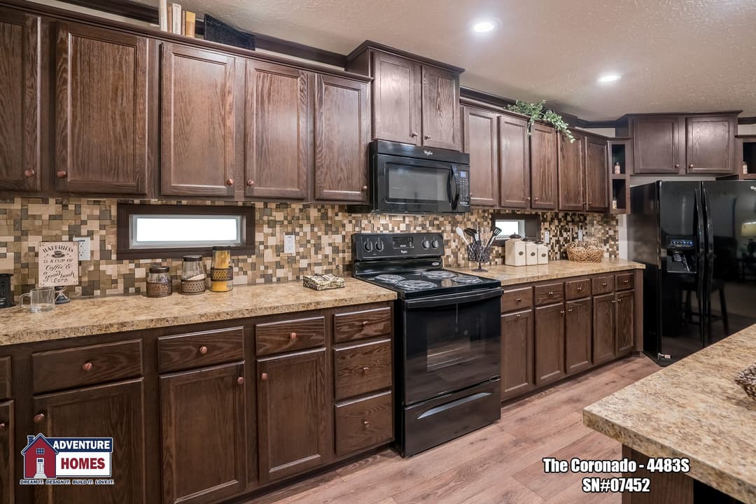 Coronado | 4483s kitchen home features