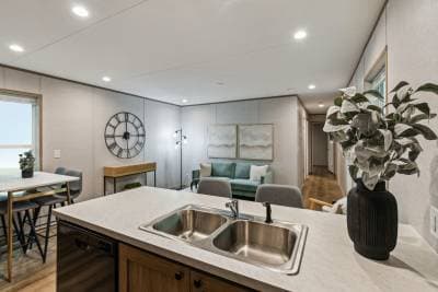 Vertex community kitchen home features