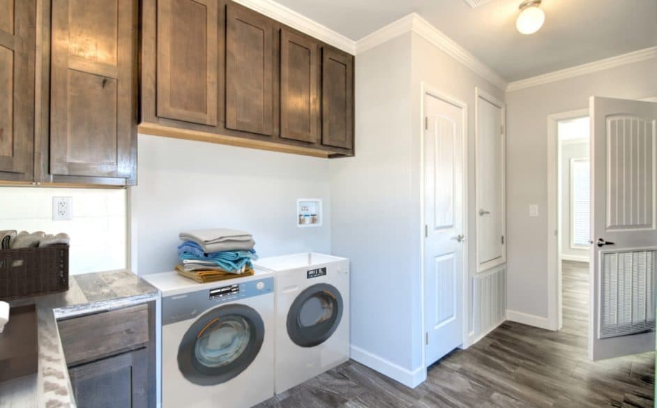 Haven 6368 interior home features