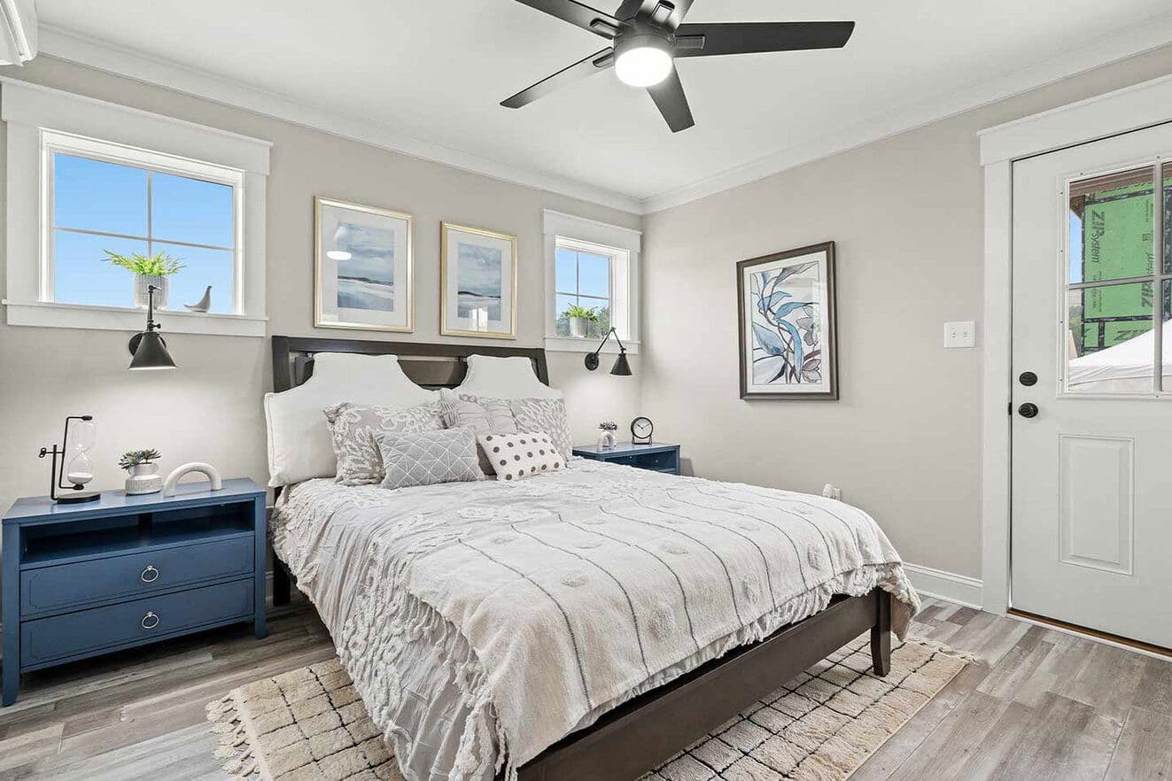 Sanibel duplex bedroom home features