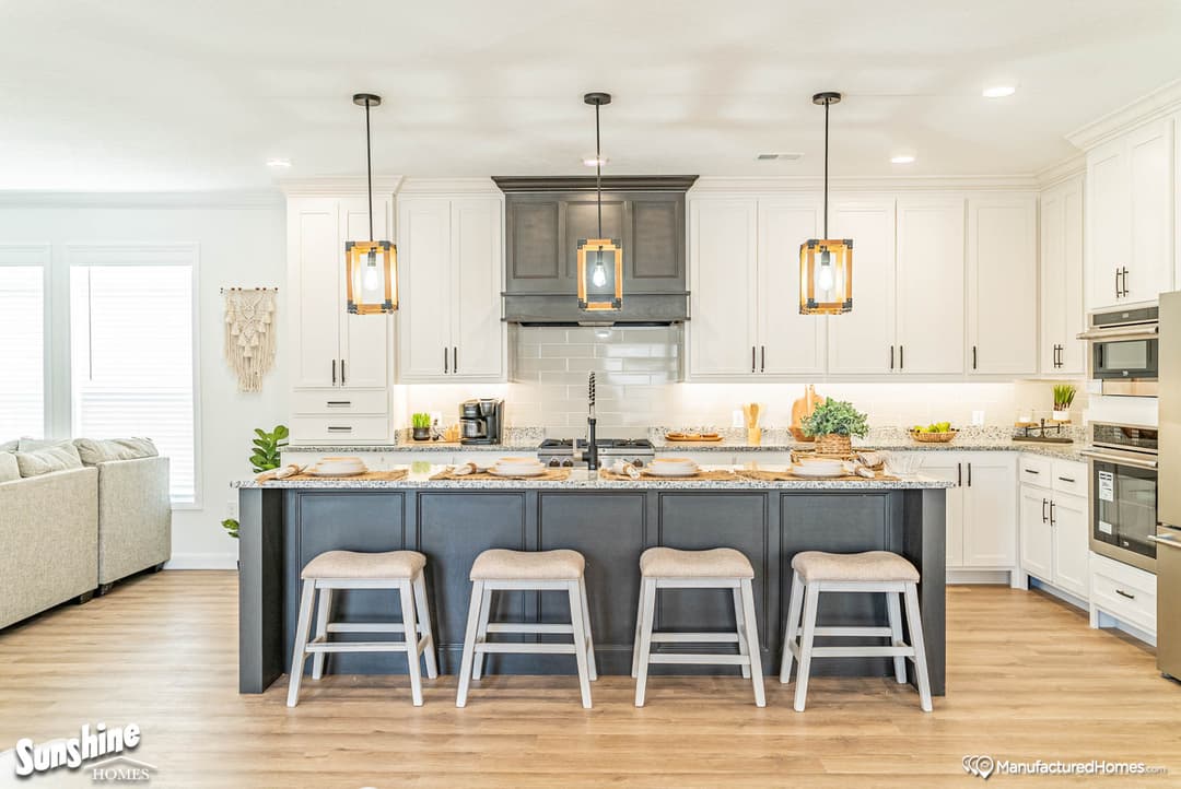 Pri3284-2058 "the talladega" kitchen home features