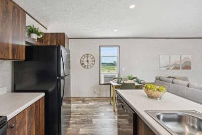 Spire community kitchen home features