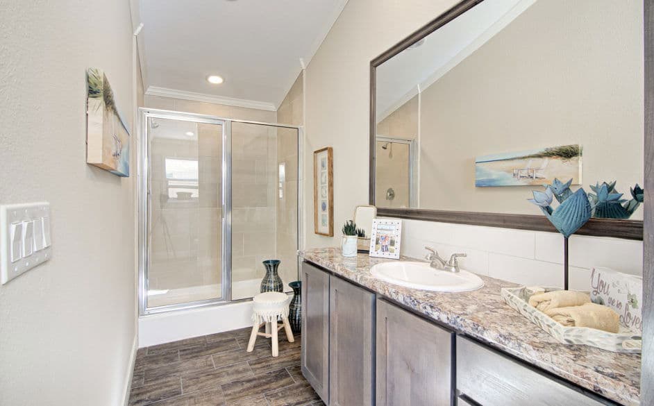 Eagle j56fp8 bathroom home features