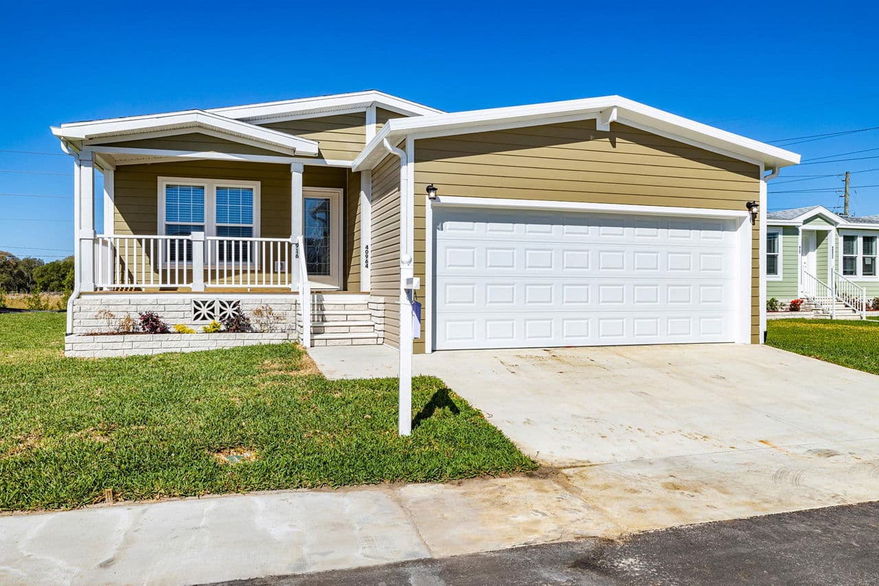 Silver springs 5361 elevation and exterior home features